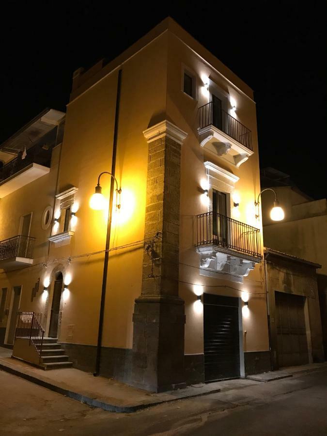 Casa Vacanze A Due Passi Grammichele Kültér fotó